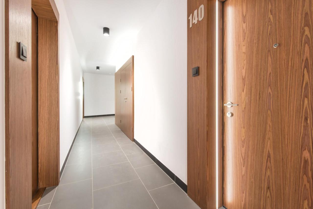 Superapart Stalowa 39 Modern Unit With Kitchen & Wifi Варшава Екстер'єр фото