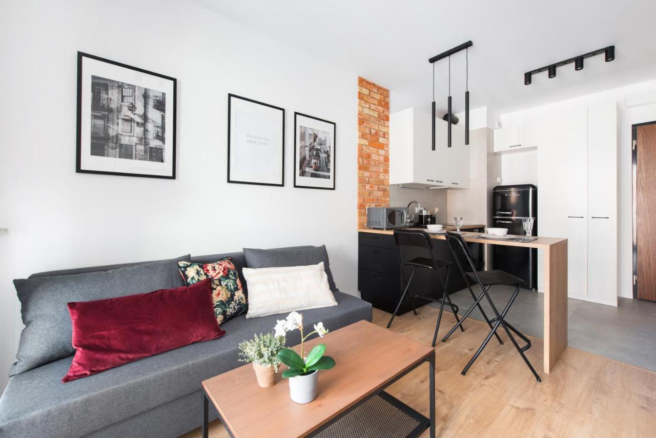Superapart Stalowa 39 Modern Unit With Kitchen & Wifi Варшава Екстер'єр фото