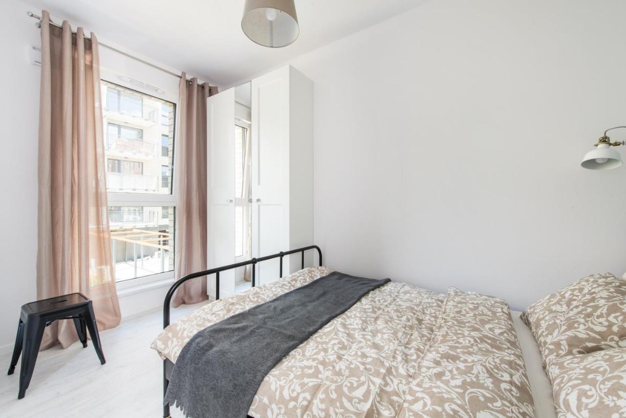 Superapart Stalowa 39 Modern Unit With Kitchen & Wifi Варшава Екстер'єр фото