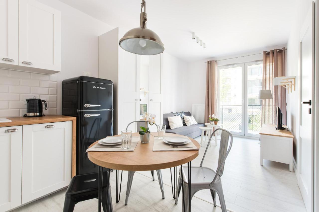 Superapart Stalowa 39 Modern Unit With Kitchen & Wifi Варшава Екстер'єр фото