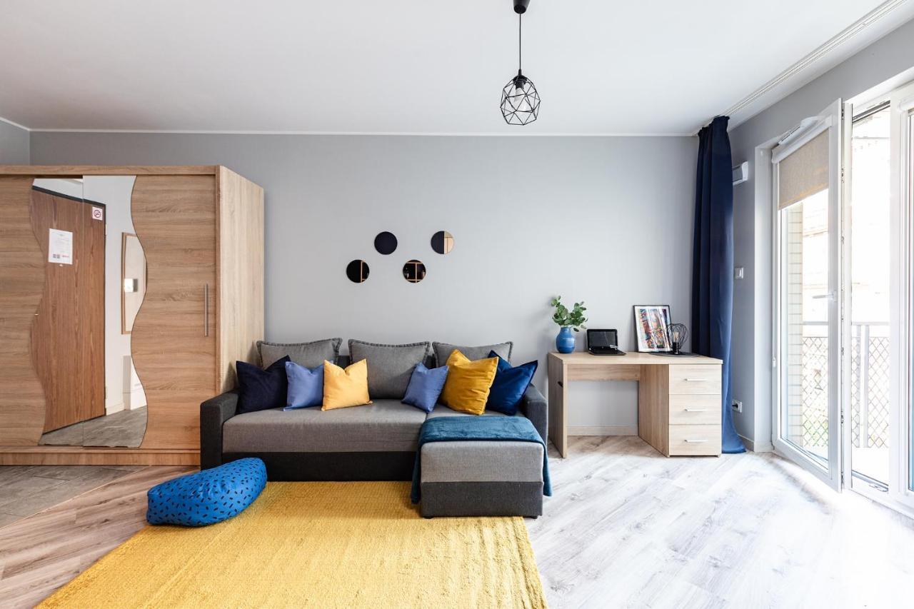 Superapart Stalowa 39 Modern Unit With Kitchen & Wifi Варшава Екстер'єр фото