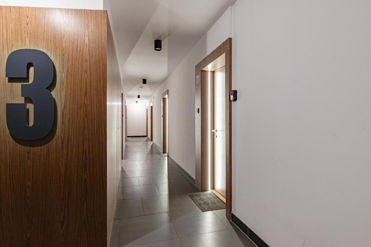 Superapart Stalowa 39 Modern Unit With Kitchen & Wifi Варшава Екстер'єр фото